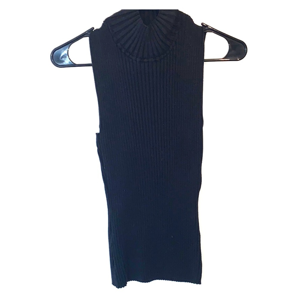 Black sweater tank